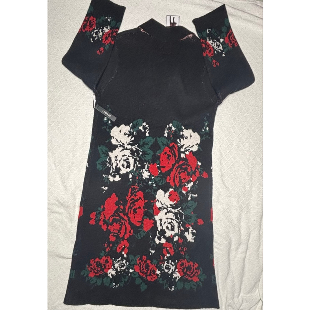 NWT Vertigo Paris Black, Red & White Rosette Knit Cardigan Sz Large - Picture 4 of 11
